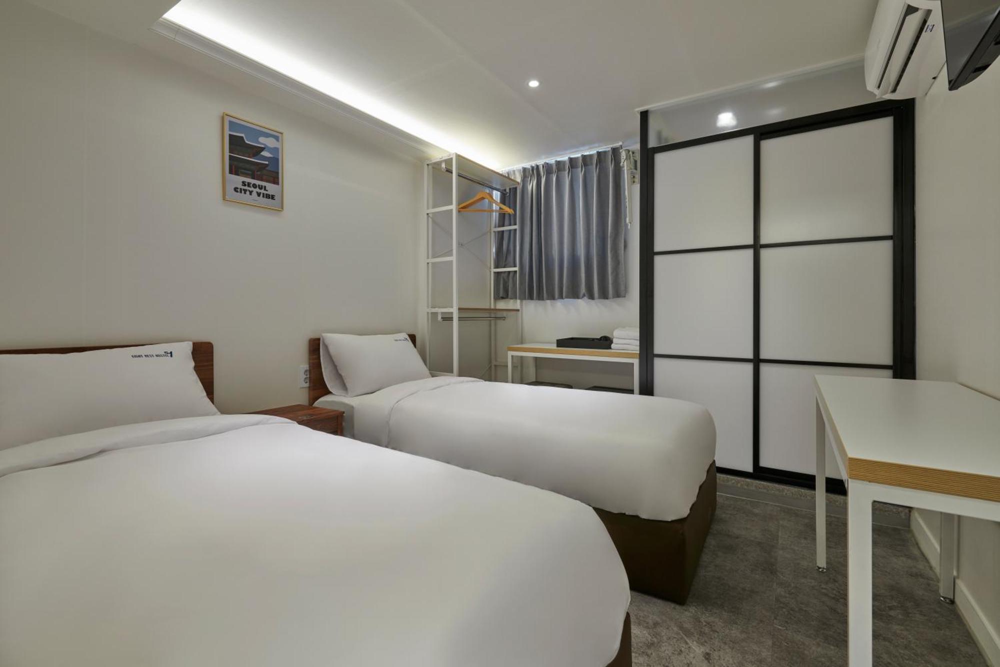 Eight Rest Hostel Myeongdong Seul Esterno foto